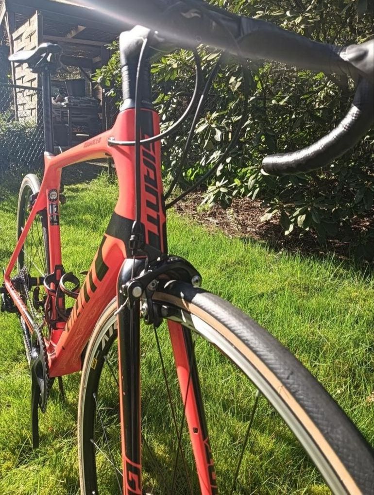 Gebrauchtes Giant TCR Advanced 2 2017 2017 Road & Gravel, Rot — Bild 2 von 9