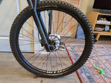 Used Specialized Rockhopper Expert 2025 2025 Mountainbike, Light Gray, 27.5, 29 — image 4 of 14