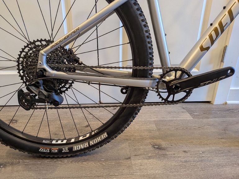 Used Specialized Rockhopper Expert 2025 2025 Mountainbike, Light Gray, 27.5, 29 — image 3 of 14