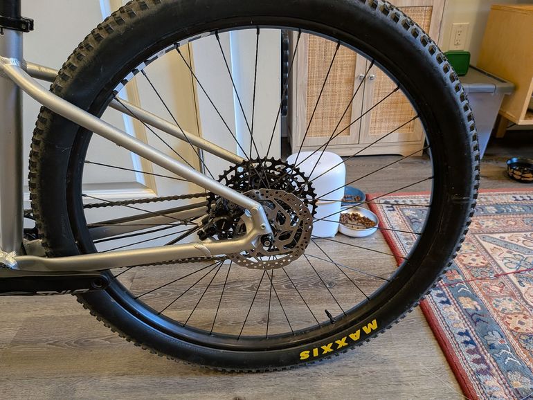 Used Specialized Rockhopper Expert 2025 2025 Mountainbike, Light Gray, 27.5, 29 — image 13 of 14