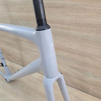Gebrauchtes Specialized Aethos Frameset 2024 Road & Gravel, Hellgrau — Bild 8 von 13