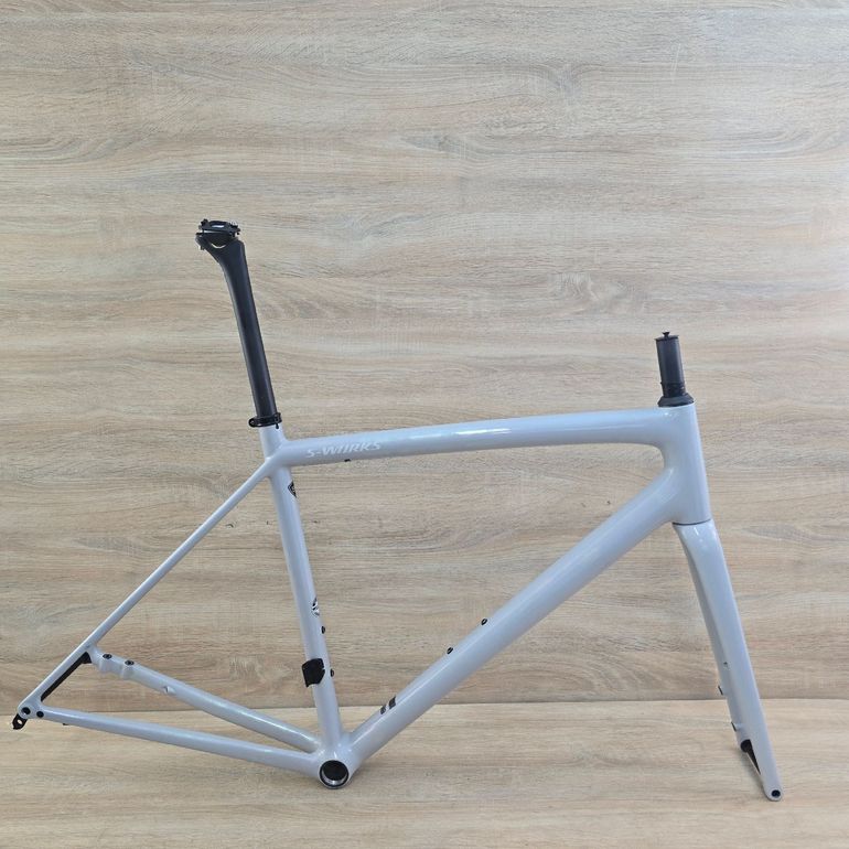 Gebrauchtes Specialized Aethos Frameset 2024 Road & Gravel, Hellgrau — Bild 2 von 13