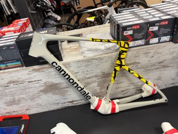 Used Cannondale SuperSix EVO Frameset 2027 Road & Gravel, Orange — image 8 of 9