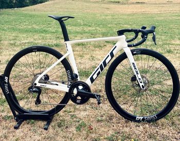 Used GIRS Custom Shimano Ultegra Di2 2024 Road & Gravel