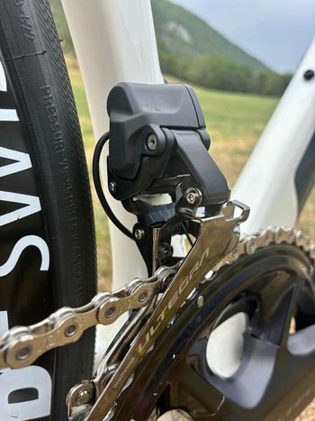 GIRS Custom Shimano Ultegra Di2 2024 Road & Gravel usato, Bianco — immagine 8 di 12