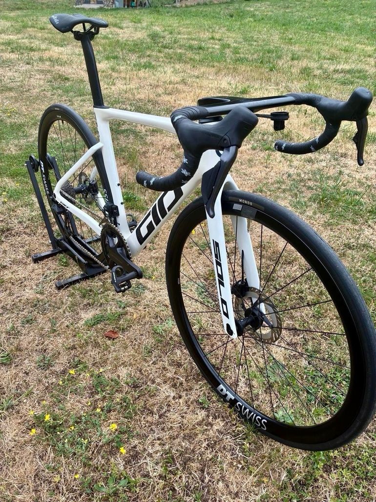 GIRS Custom Shimano Ultegra Di2 2024 Road & Gravel usato, Bianco — immagine 2 di 12