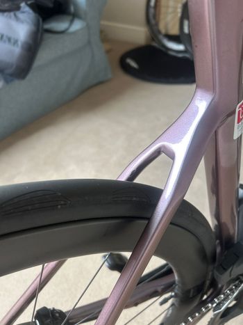 Giant Propel Advanced 1 2023 2023 Road & Gravel usato, Viola — immagine 5 di 8