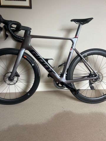 Tweedehands Giant Propel Advanced 1 2023 2023 Road & Gravel — afbeelding 2 van 8