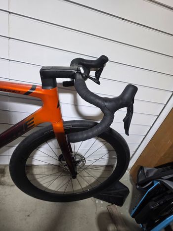 Brugt Lapierre Xelius SL 7.0 C2 2024 2024 Road & Gravel — billede 6 af 9