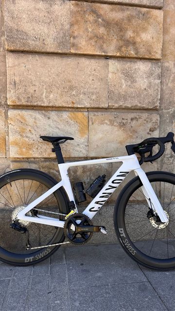 Used Canyon Aeroad CF SLX 7 Di2 2026 2026 Road & Gravel
