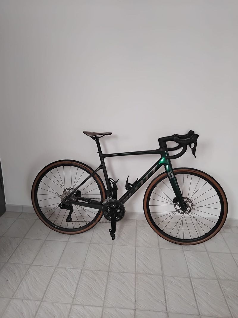 Brugt Scott Addict 20 2023 2023 Road & Gravel