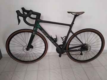 Używany Scott Addict 20 2023 2023 Road & Gravel — zdjęcie 4 z 21