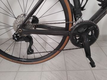 Używany Scott Addict 20 2023 2023 Road & Gravel — zdjęcie 13 z 21