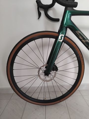 Używany Scott Addict 20 2023 2023 Road & Gravel — zdjęcie 5 z 21