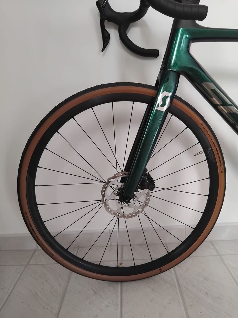 Gebrauchtes Scott Addict 20 2023 2023 Road & Gravel, Grün — Bild 5 von 21