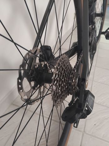 Gebrauchtes Scott Addict 20 2023 2023 Road & Gravel, Grün — Bild 18 von 21