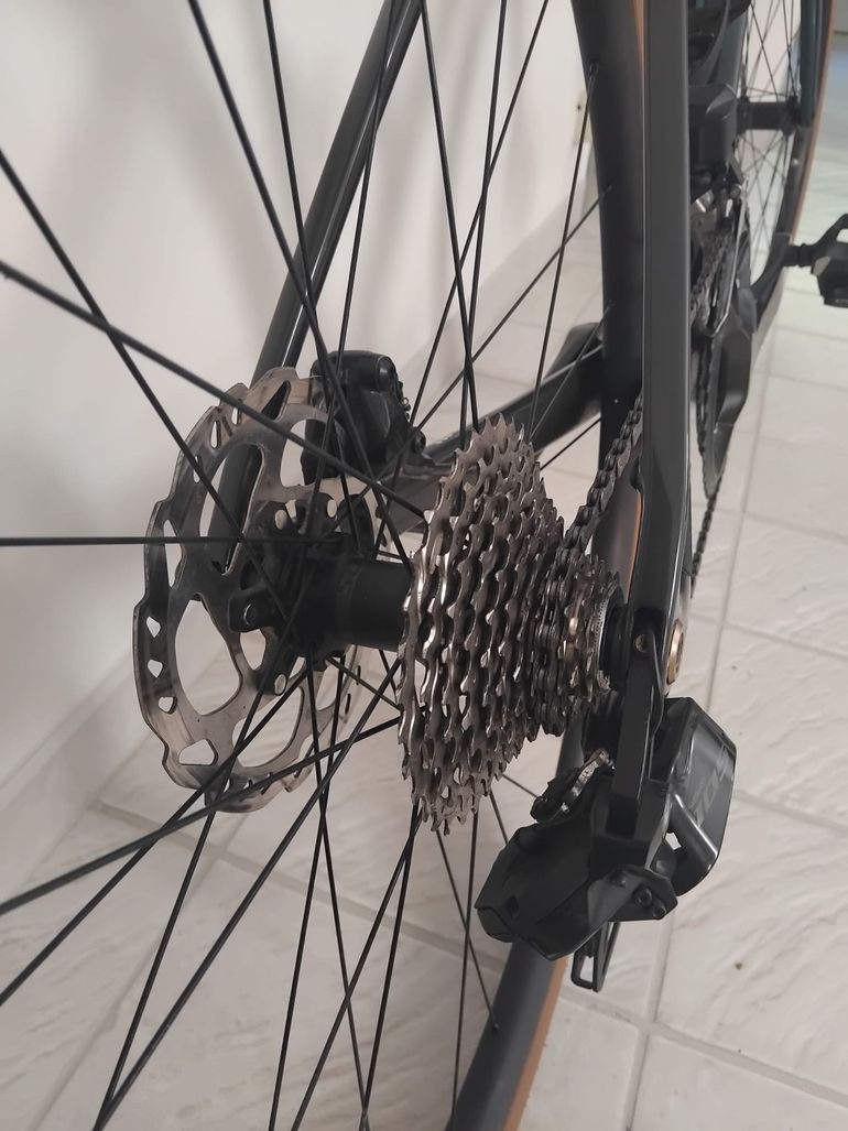 Gebrauchtes Scott Addict 20 2023 2023 Road & Gravel, Grün — Bild 18 von 21