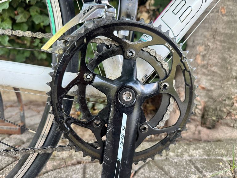 Used Bianchi Nirone Shimano Sora 2014 Road & Gravel, White — image 7 of 8