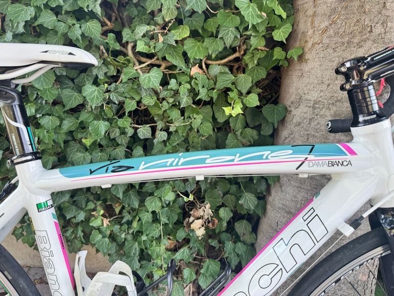 Used Bianchi Nirone Shimano Sora 2014 Road & Gravel, White — image 3 of 8