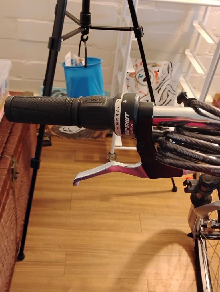 Used Diamondback Outlook 2017 2017 Mountainbike, Purple, 27.5 — image 2 of 4