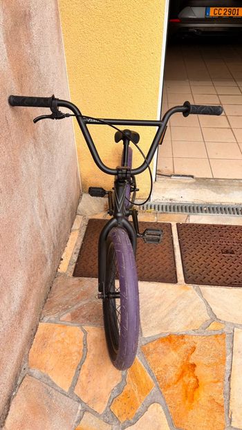 Used Verde Eon Youth, Black — image 5 of 5