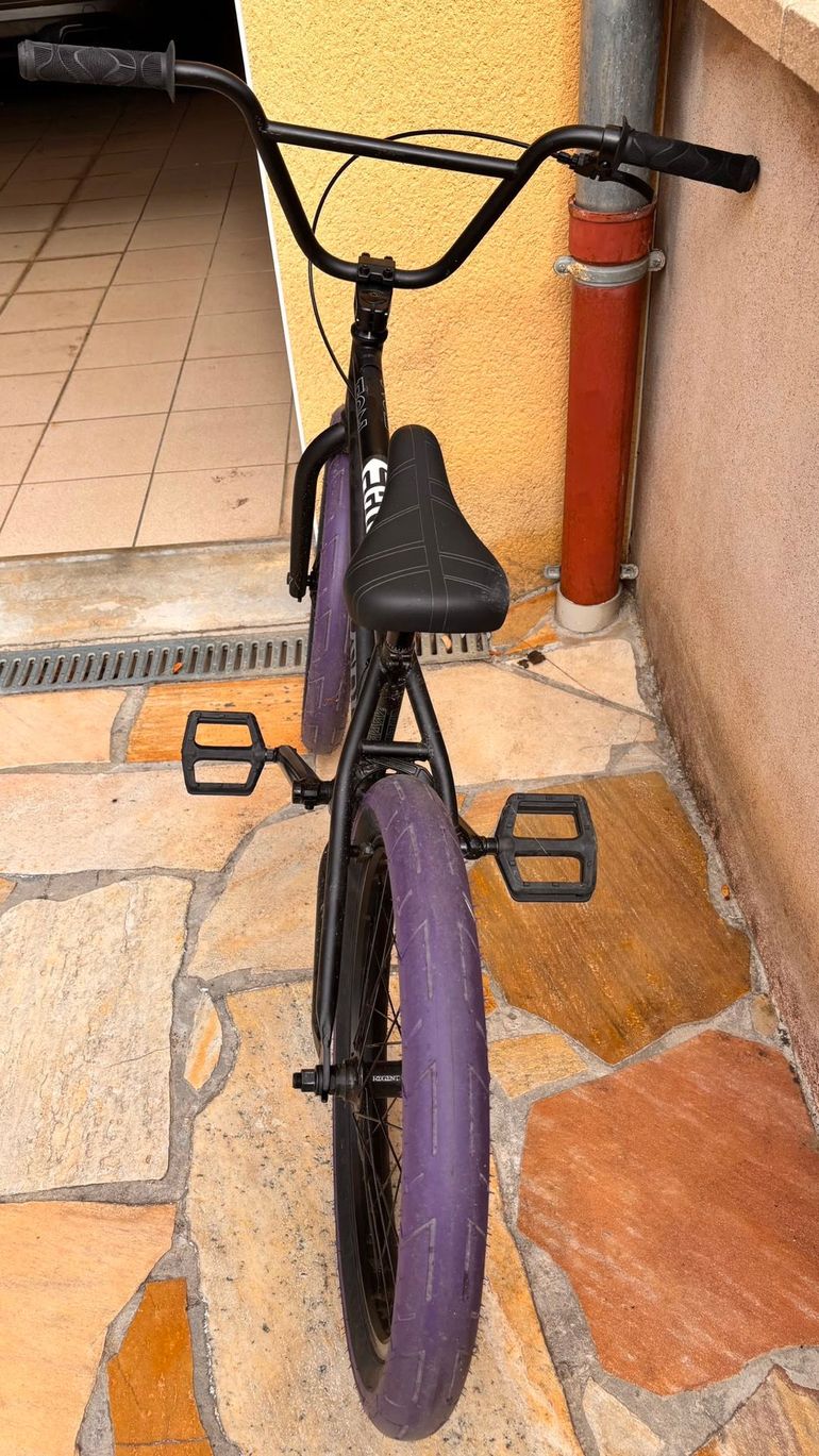 Used Verde Eon Youth, Black — image 4 of 5