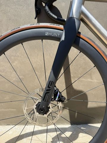 Used Blackheart Custom SRAM Force eTap AXS 2023 Road & Gravel, Light Gray — image 5 of 13