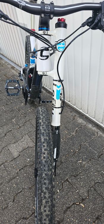 Used Cannondale Trigger Other SRAM 2016 Mountainbike, White — image 3 of 10