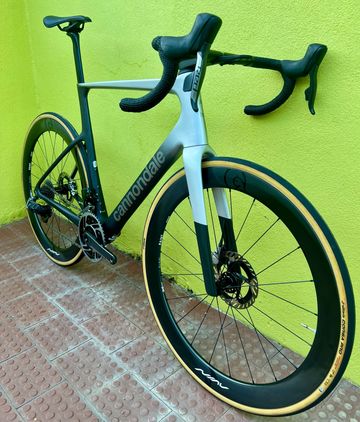 Used Cannondale SuperSix EVO SRAM Red 2024 Road & Gravel, Black — image 5 of 11
