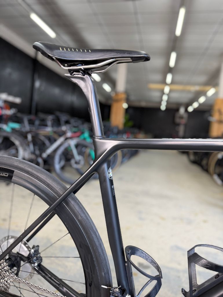 Brugt Canyon Ultimate CF SL Disc 8.0 2020 2020 Road & Gravel — billede 6 af 21