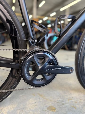 Canyon Ultimate CF SL Disc 8.0 2020 2020 Road & Gravel usato, Nero — immagine 9 di 21