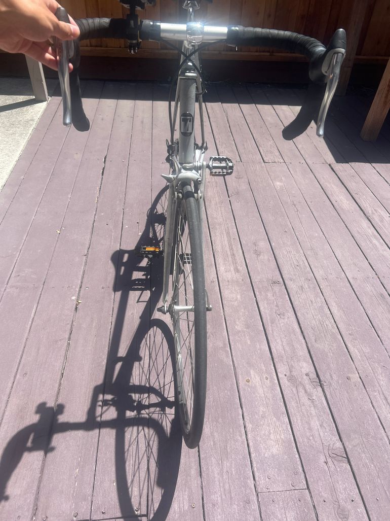 Used Trek 2100 2006 2006 Road & Gravel, Light Gray — image 4 of 6