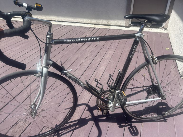 Used Trek 2100 2006 2006 Road & Gravel, Light Gray — image 6 of 6