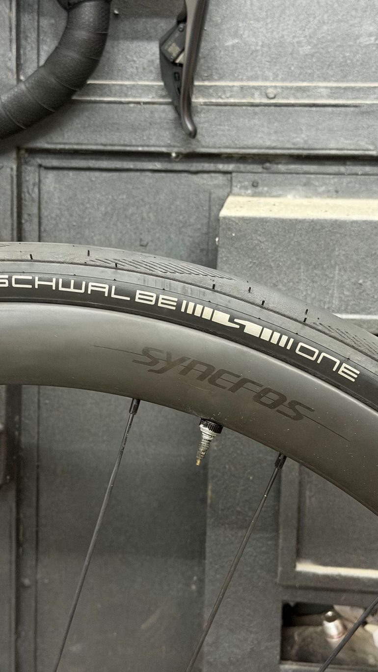 Brugt Scott Addict RC 10 2026 2026 Road & Gravel — billede 8 af 13