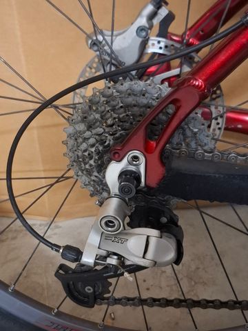 Used Trek 8000 2006 2006 Mountainbike, Red, 26 — image 2 of 8