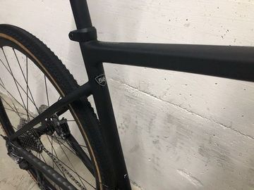 Specialized Diverge Comp Carbon 2021 2021 Road & Gravel usato, Nero — immagine 8 di 12