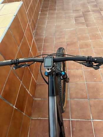 Orbea OIZ M30 2022 2022 Mountainbike usato, Grigio chiaro — immagine 6 di 6