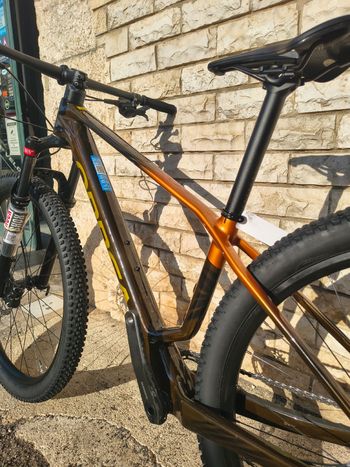 Used Orbea Alma Shimano Deore 2027 Mountainbike, Black — image 2 of 9