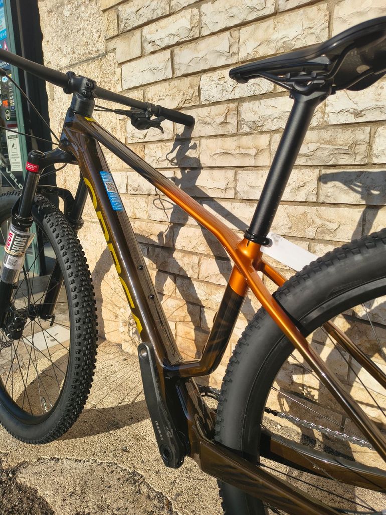 Used Orbea Alma Shimano Deore 2027 Mountainbike, Black — image 2 of 9