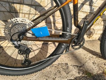 Used Orbea Alma Shimano Deore 2027 Mountainbike, Black — image 3 of 9