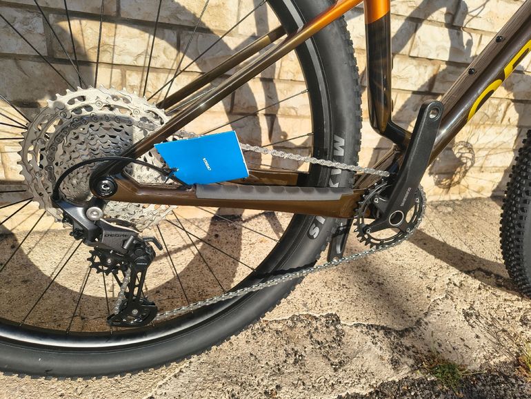 Used Orbea Alma Shimano Deore 2027 Mountainbike, Black — image 3 of 9