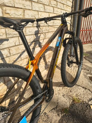Used Orbea Alma Shimano Deore 2027 Mountainbike, Black — image 4 of 9