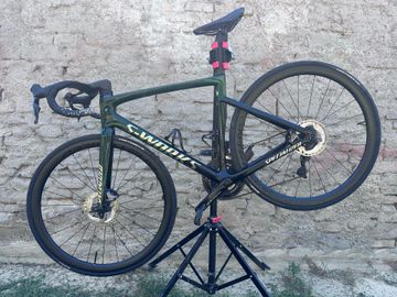 Specialized Tarmac Shimano Dura Ace Di2 2021 Road & Gravel usato