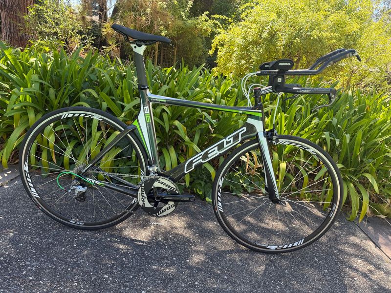 Used Felt B16 2011 2011 Road & Gravel