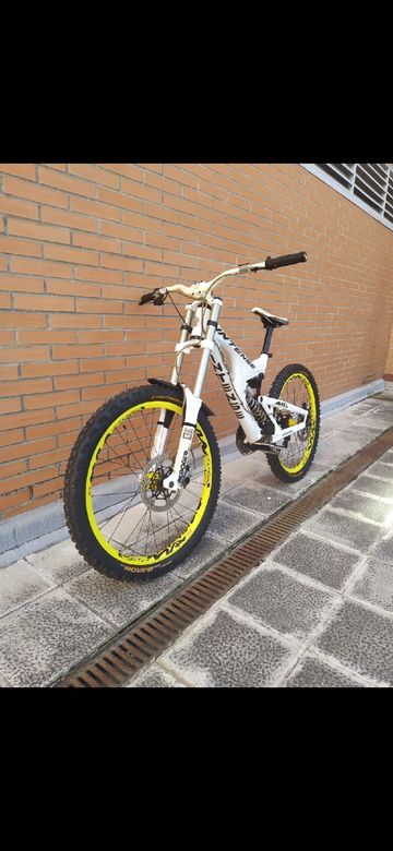 Used Intense M6 2008 Mountainbike, White, 26 — image 11 of 13