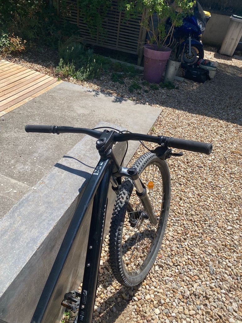 Used DECATHLON Custom Shimano Dura Ace Di2 2022 Mountainbike, Black — image 2 of 9