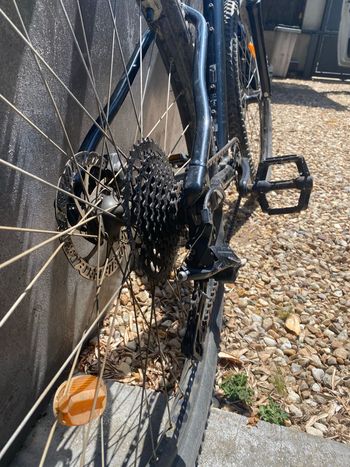 Used DECATHLON Custom Shimano Dura Ace Di2 2022 Mountainbike, Black — image 3 of 9
