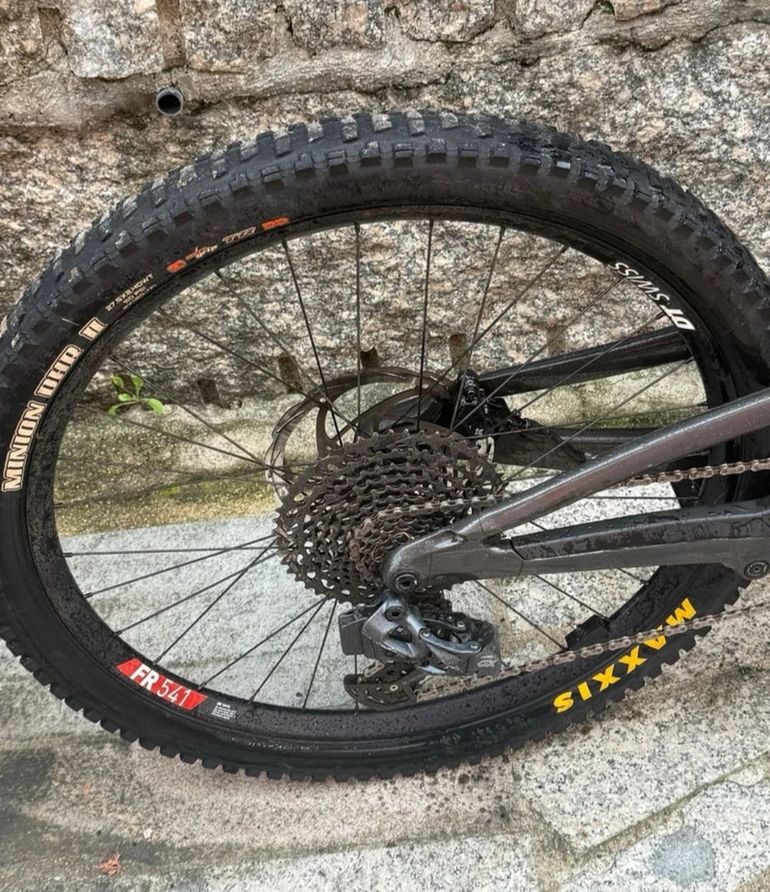 UNNO Custom SRAM GX Eagle AXS 2022 Mountainbike de segunda mano, Negro — imagen 9 de 9
