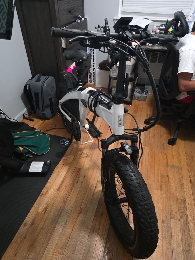 Used Aventon Sinch Foldable Ebike 2020 2020 Urban, White — image 2 of 5