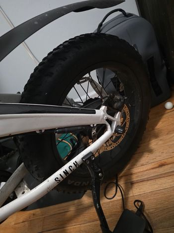 Used Aventon Sinch Foldable Ebike 2020 2020 Urban, White — image 3 of 5